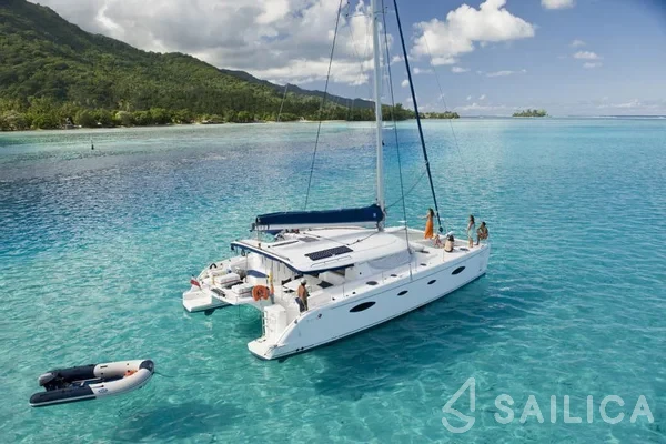 Salina 48 - Yacht Charter Sailica