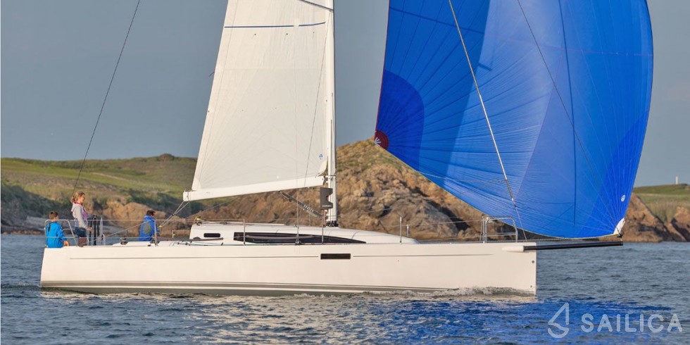 J 112 - Yacht Charter Sailica
