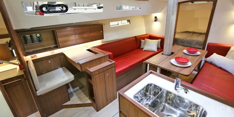 J 112 - Yacht Charter Sailica
