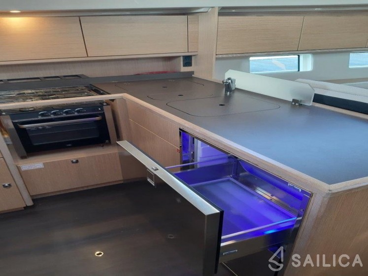 Bavaria C45 - Yacht Charter Sailica