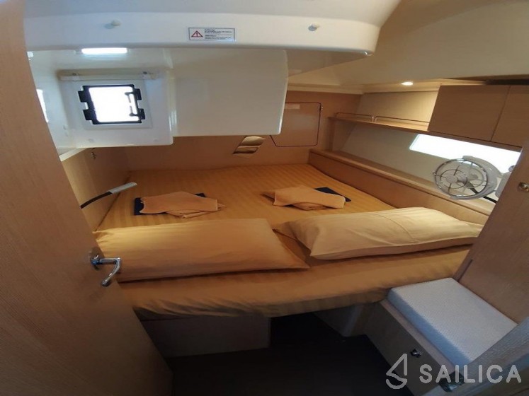 Bavaria C45 - Yacht Charter Sailica