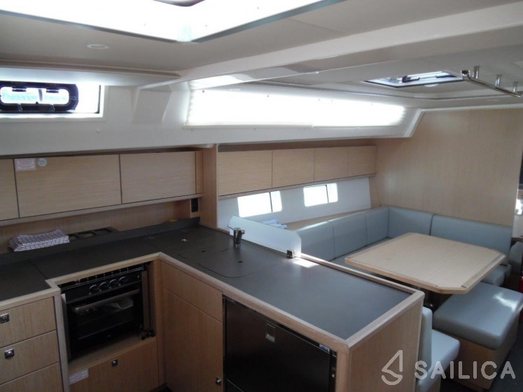 Bavaria C45 - Yacht Charter Sailica