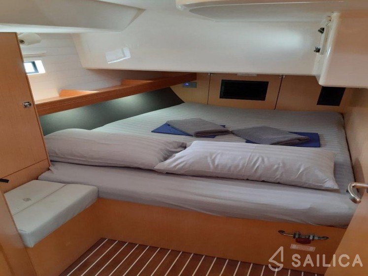 Bavaria 46 Cruiser - Yacht Charter Sailica