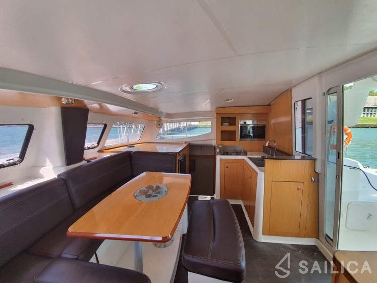 Mahe 36 Evolution - Yacht Charter Sailica