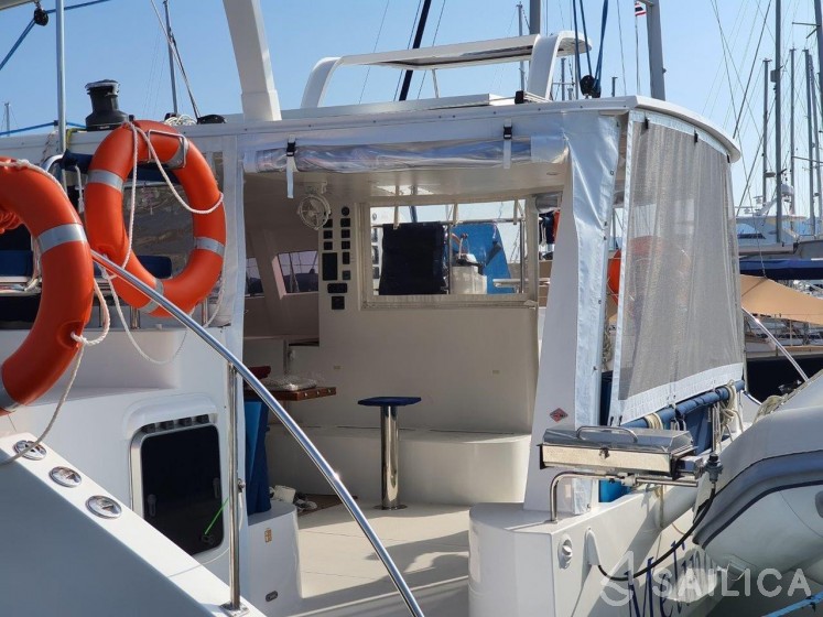 Island Spirit 410 - Yacht Charter Sailica
