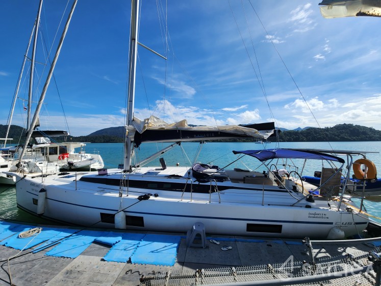 Bavaria C45 - Yacht Charter Sailica