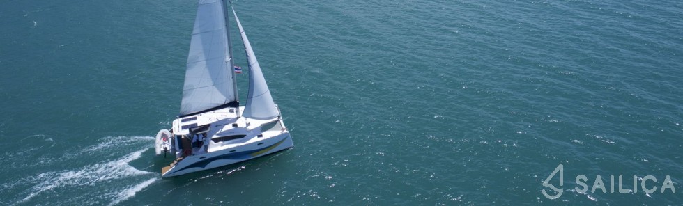 Island Spirit 410 - Yacht Charter Sailica