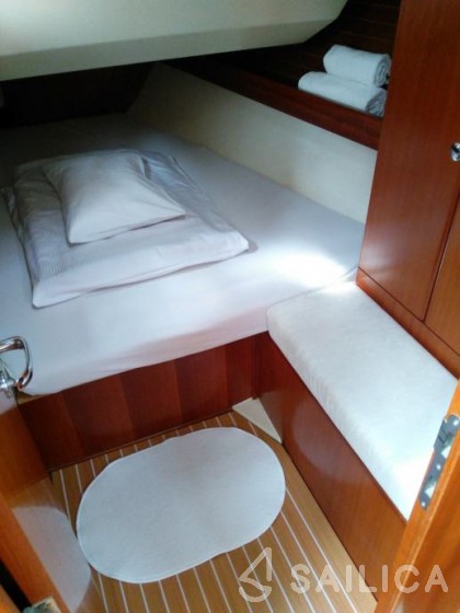Dufour 44 - Yacht Charter Sailica