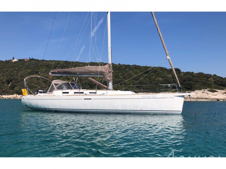 Dufour 44 - Yacht Charter Sailica