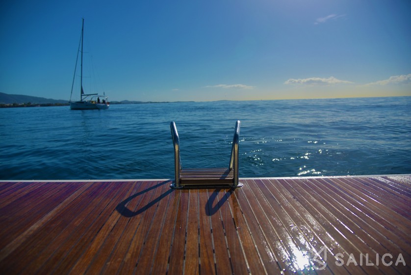 Bavaria 46 Cruiser - Yacht Charter Sailica