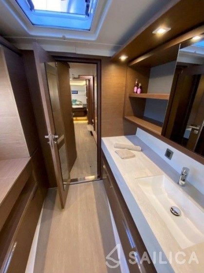 Lagoon 46  - Yacht Charter Sailica