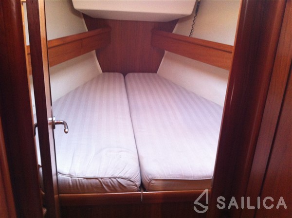 Sun Odyssey 43 - Yacht Charter Sailica