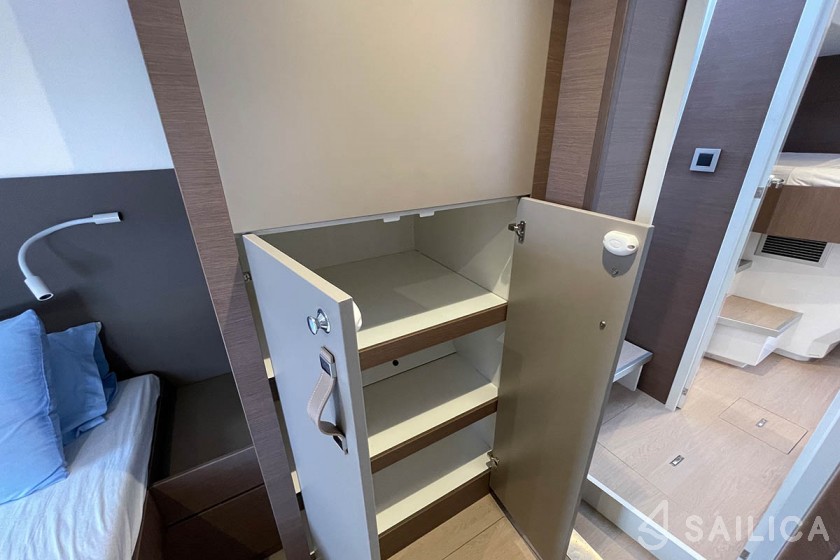 Bali 4.8  - Yacht Charter Sailica