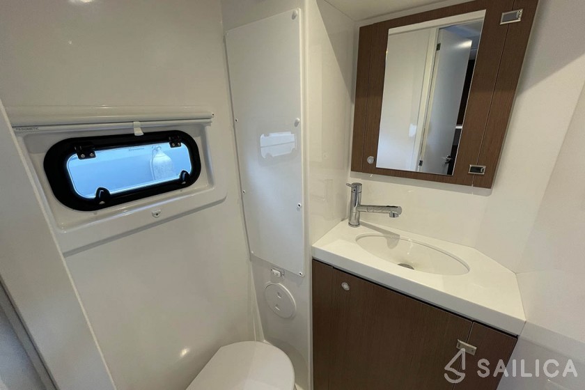Bali 4.8  - Yacht Charter Sailica