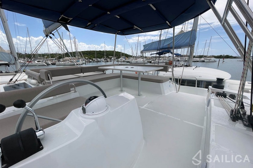 Bali 4.8  - Yacht Charter Sailica
