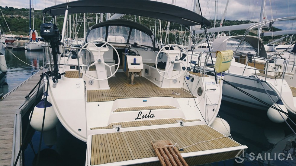 Bavaria 46 Cruiser - Yacht Charter Sailica