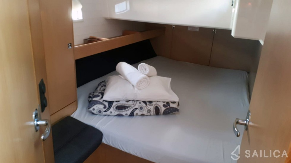Bavaria 46 Cruiser - Yacht Charter Sailica