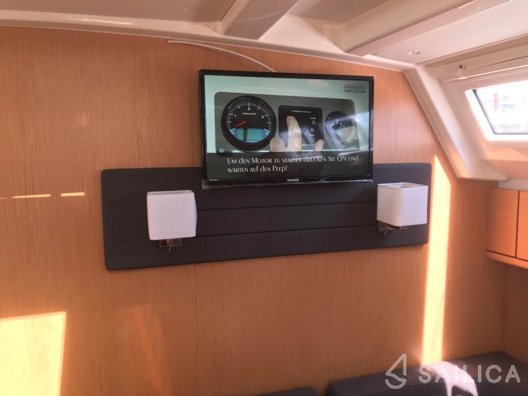 Bavaria 46 Cruiser - Yacht Charter Sailica