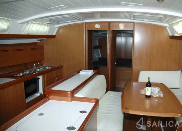 Cyclades 50.5 - Yacht Charter Sailica