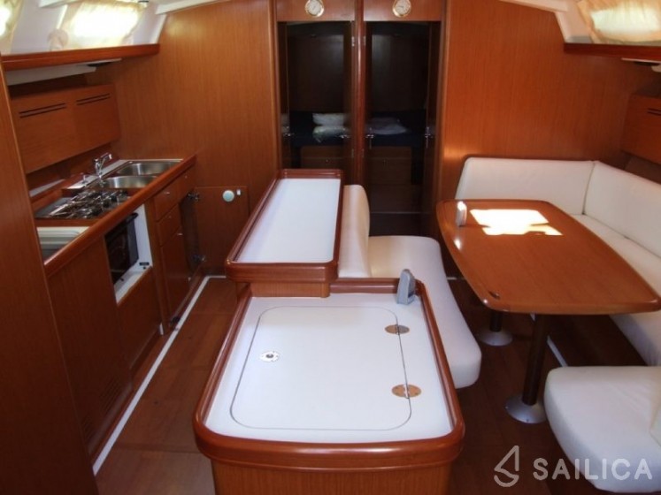Cyclades 50.5 - Yacht Charter Sailica