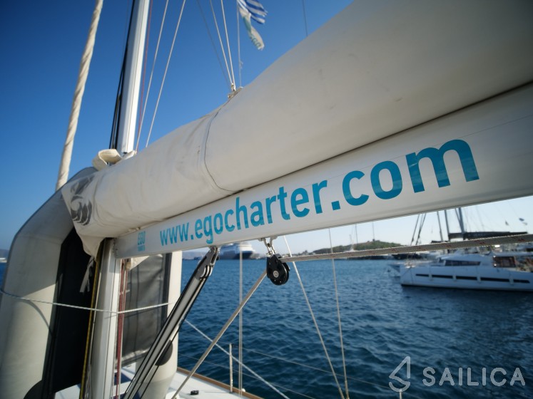 Oceanis 45 - Yacht Charter Sailica