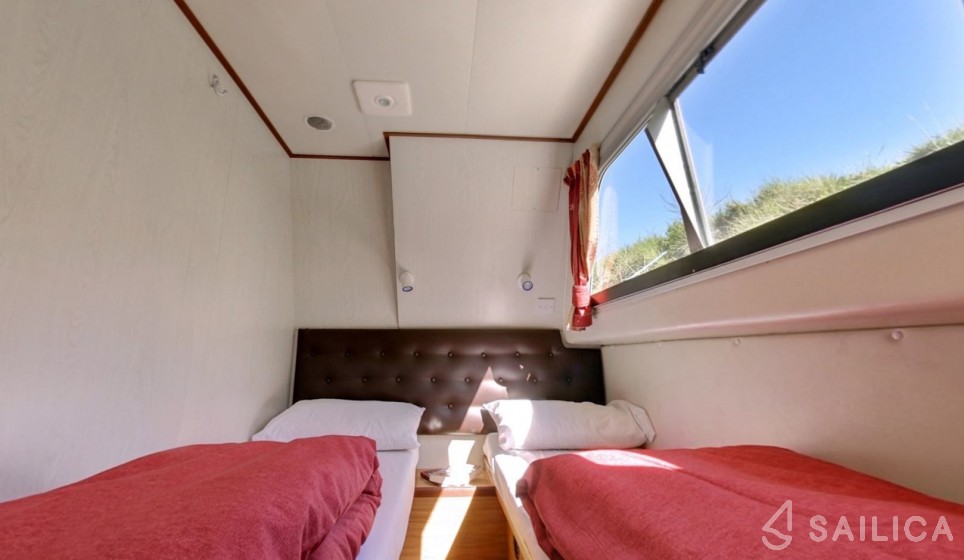 Le Boat Continentale - Yacht Charter Sailica