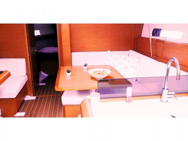 Sun Odyssey 409 - Yacht Charter Sailica