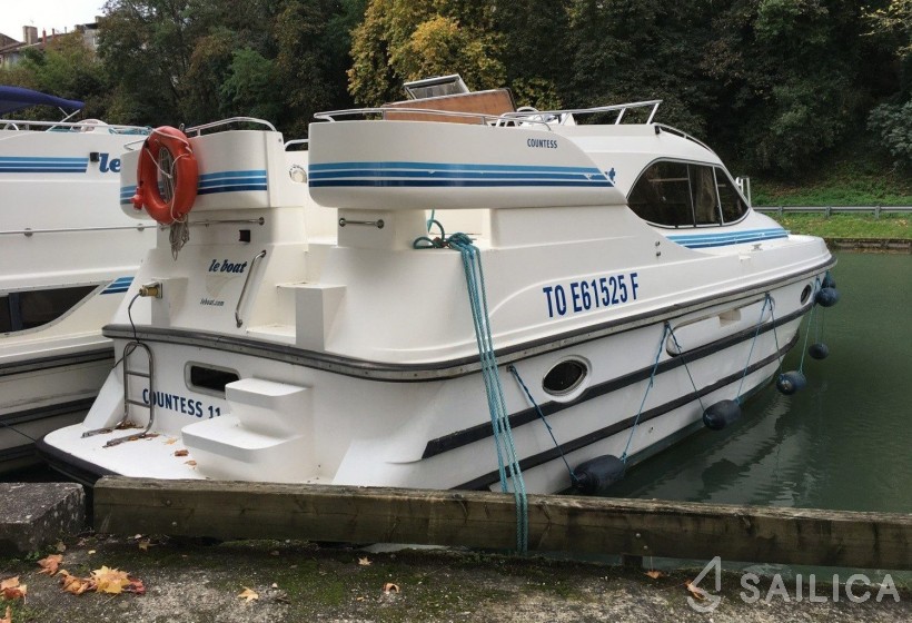 Le Boat Countess - Yacht Charter Sailica
