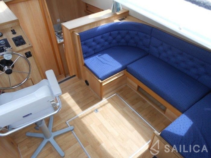 Le Boat Countess - Yacht Charter Sailica