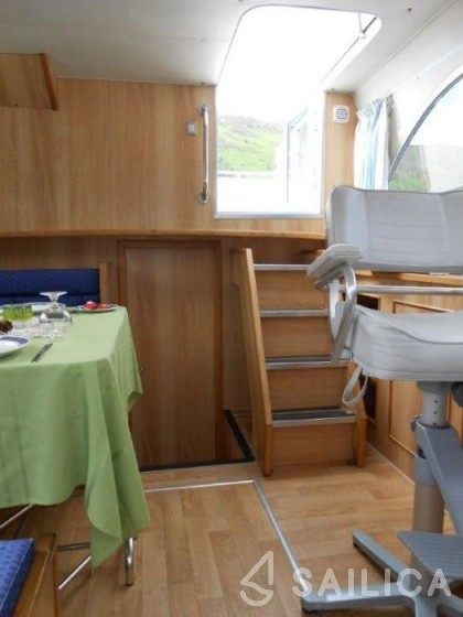 Le Boat Countess - Yacht Charter Sailica
