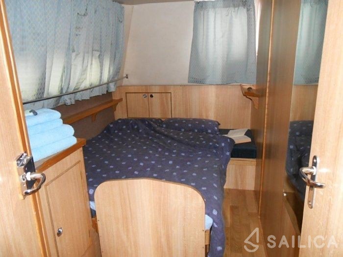 Le Boat Crusader - Yacht Charter Sailica