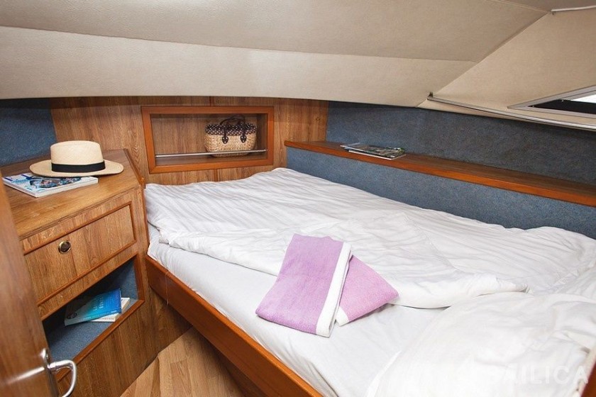 Le Boat Grand Classique - Yacht Charter Sailica