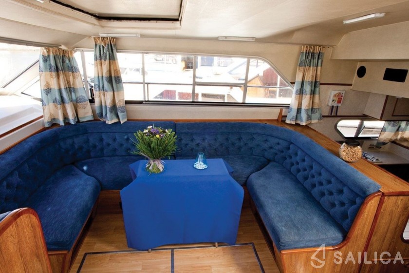 Le Boat Grand Classique - Yacht Charter Sailica