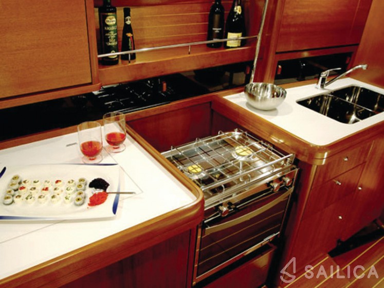 Grand Soleil 40 R - Yacht Charter Sailica