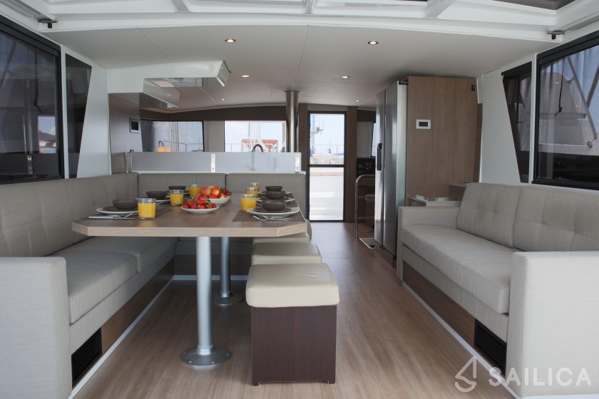 Bali 4.6 - Yacht Charter Sailica
