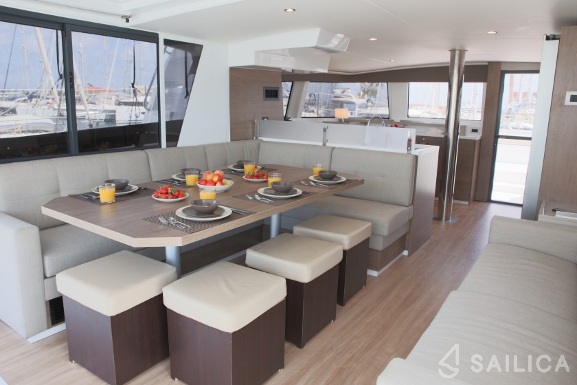 Bali 4.6 - Yacht Charter Sailica