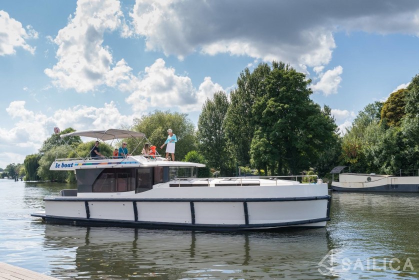 Le Boat Horizon 5 - Yacht Charter Sailica