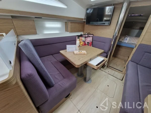 Elan 40 Impression - Yacht Charter Sailica