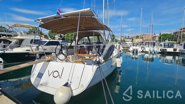 Elan 40 Impression - Yacht Charter Sailica