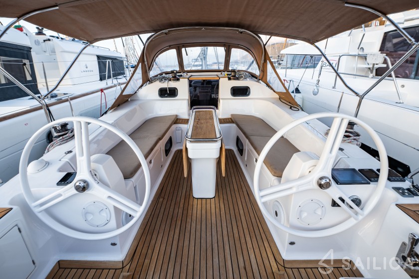 Elan 45 - Yacht Charter Sailica