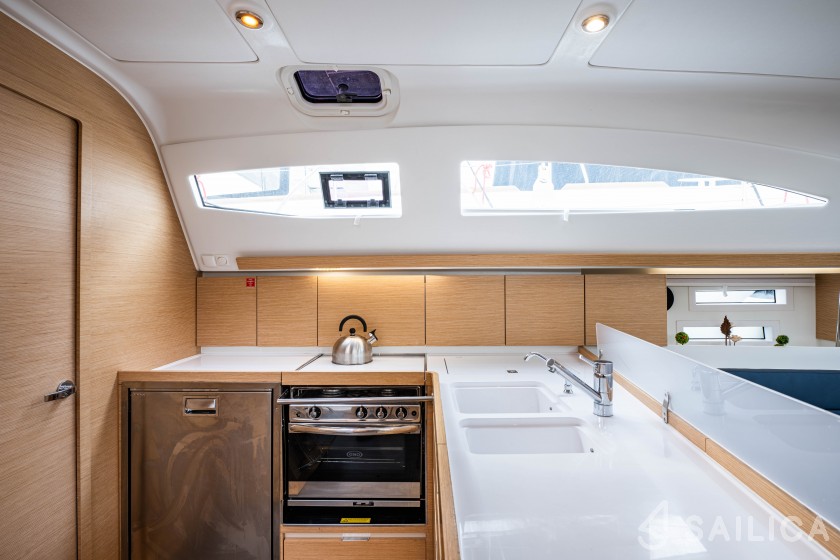 Elan 45 - Yacht Charter Sailica