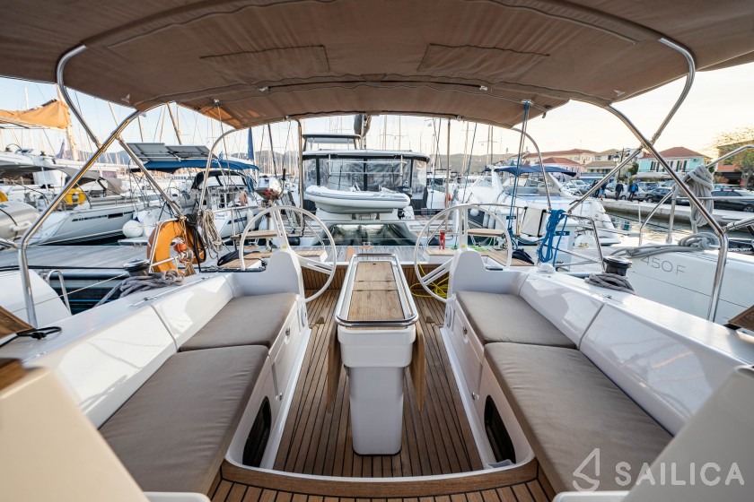 Elan 45 - Yacht Charter Sailica