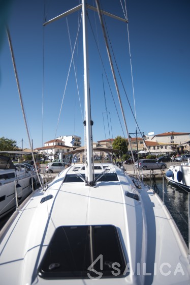 Elan 45 - Yacht Charter Sailica