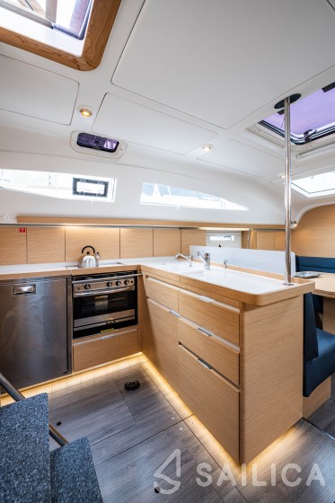 Elan 45 - Yacht Charter Sailica