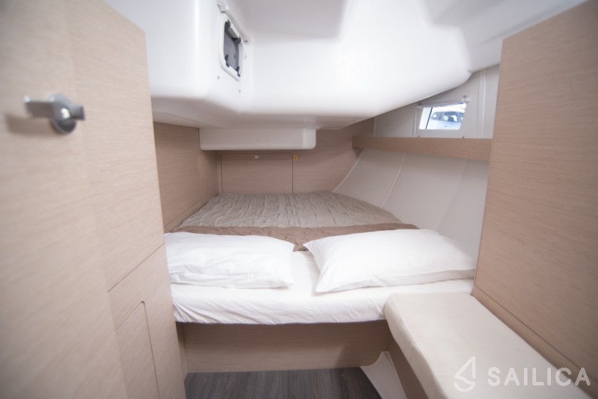 Elan 45 - Yacht Charter Sailica