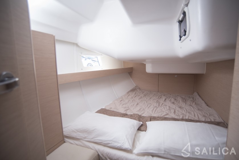 Elan 45 - Yacht Charter Sailica