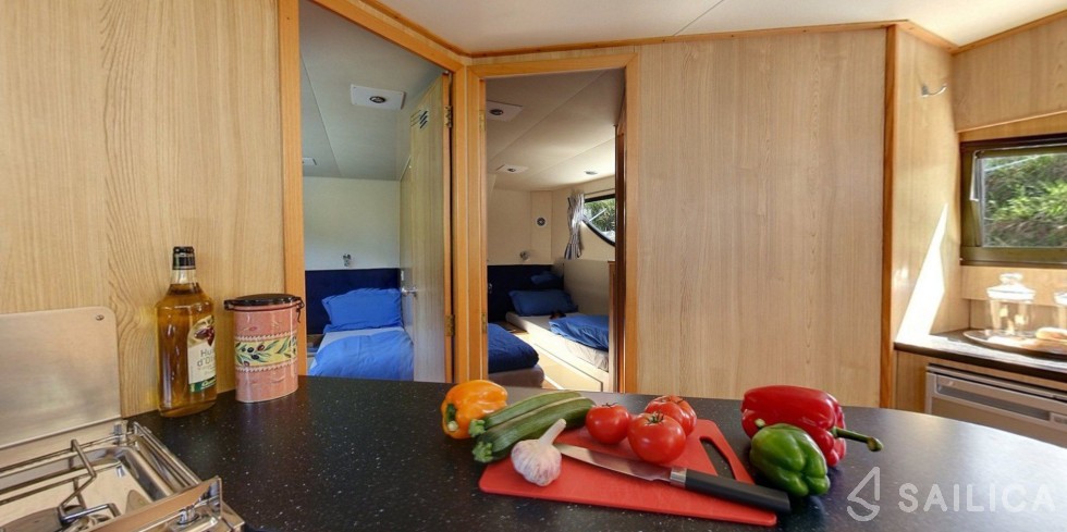 Le Boat Magnifique - Yacht Charter Sailica
