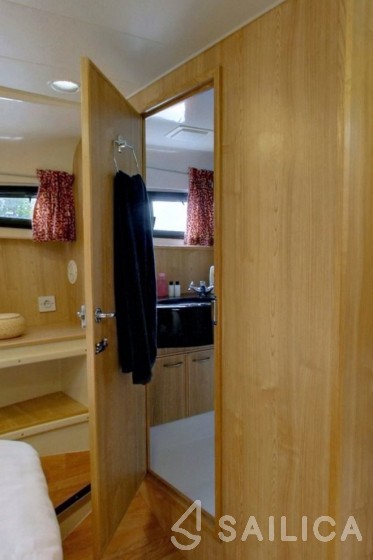 Le Boat Mystique - Yacht Charter Sailica