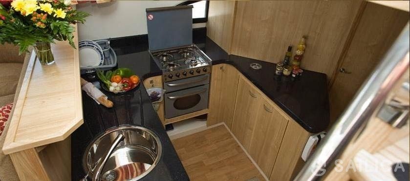 Le Boat Mystique - Yacht Charter Sailica