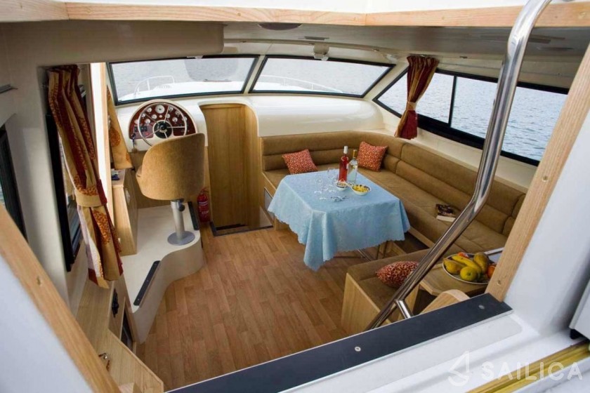 Le Boat Mystique - Yacht Charter Sailica